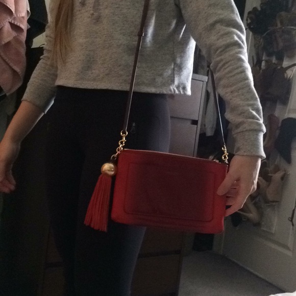 Tory Burch red cross body - Picture 2 of 7